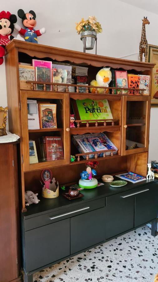 Villa George - Family Holidays Néa Mákri Zewnętrze zdjęcie