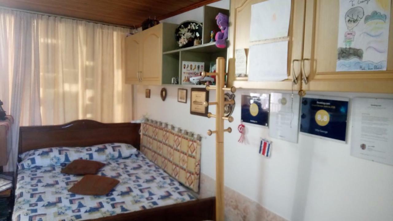 Villa George - Family Holidays Néa Mákri Zewnętrze zdjęcie