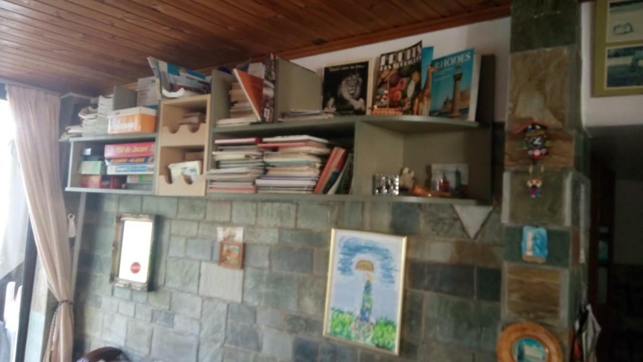 Villa George - Family Holidays Néa Mákri Zewnętrze zdjęcie